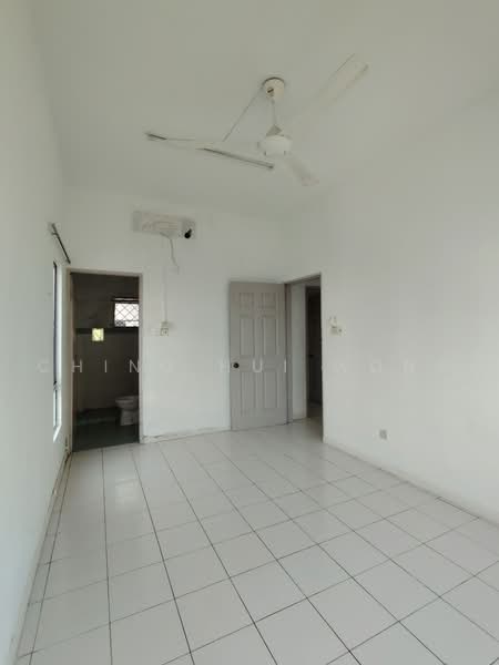 Apartment for Sale at Seri Warisan - Ching Hui Wong - Bathroom - PropertyGuru.com.my