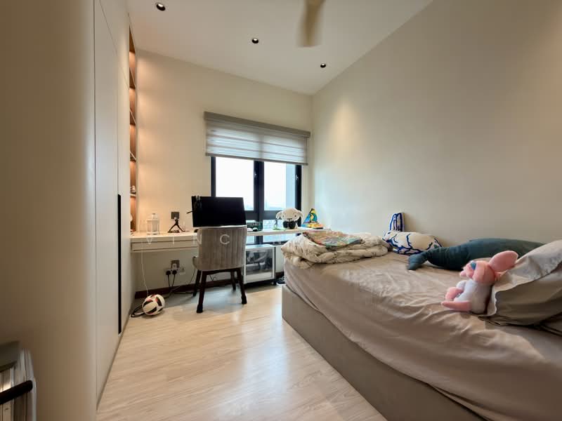 Kediaman Servis untuk Dijual di M Oscar - Vincent Tai - Bedroom - PropertyGuru.com.my