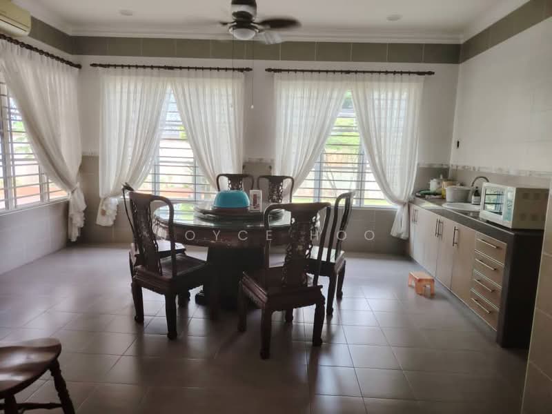 Semi-Detached House for Sale in Puchong (Selangor) - Joyce Hoo - Dining Room - PropertyGuru.com.my