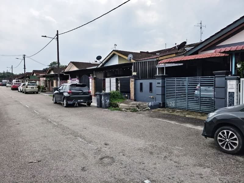 Rumah Teres 1-Tingkat untuk Dijual di Taman Kota Masai (Pasir Gudang) - Calley Chin - Exterior - PropertyGuru.com.my