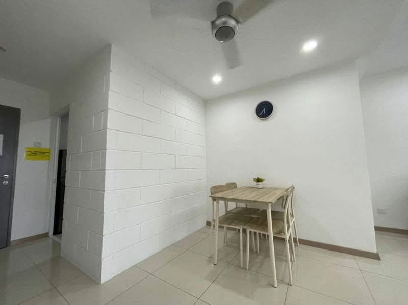 Kondominium untuk Dijual di Manhattan Condominium - Aico Chow - Dining Room - PropertyGuru.com.my