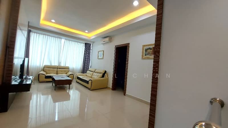 Bungalow House untuk Dijual di Taman Bukit Kempas (Tampoi) - Crystal Chan - Living Room - PropertyGuru.com.my