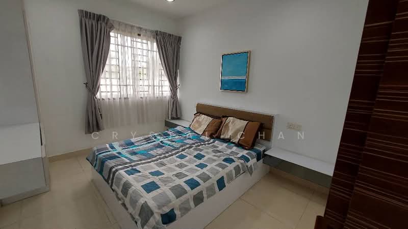 Bungalow House untuk Dijual di Taman Bukit Kempas (Tampoi) - Crystal Chan - Bedroom - PropertyGuru.com.my