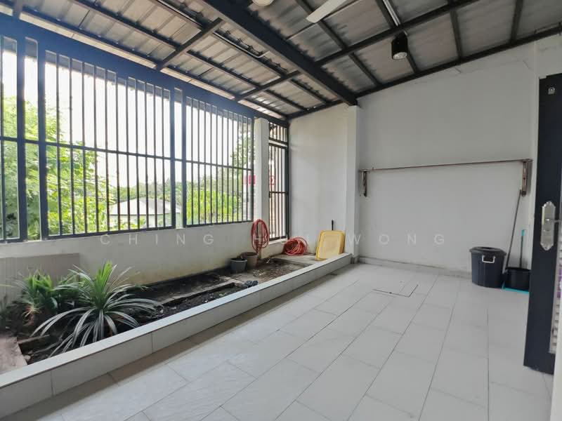 2-storey Terraced House for Rent in Kota Kinabalu (Sabah) - Ching Hui Wong - Balcony - PropertyGuru.com.my