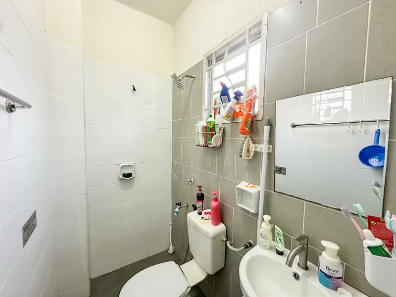 1-storey Terraced House for Sale in Taman Warisan Bestari (Dengkil) - Akramin Firdaus Bin Mokhtar - PropertyGuru.com.my