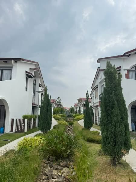 2-storey Terraced House for Sale in Setia Safiro (Cyberjaya) - Dylan Lai - Exterior - PropertyGuru.com.my