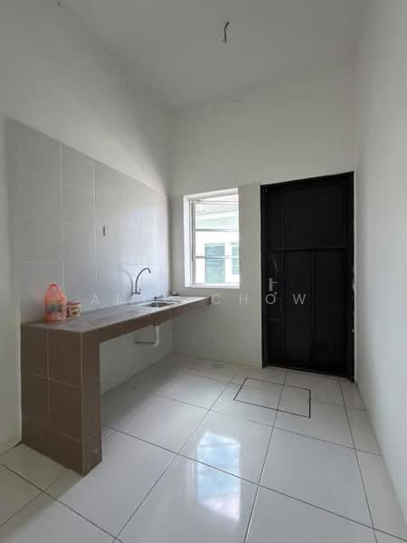 1-storey Terraced House for Sale in Bandar Lahat Baru (Lahat) - Aico Chow - Kitchen - PropertyGuru.com.my