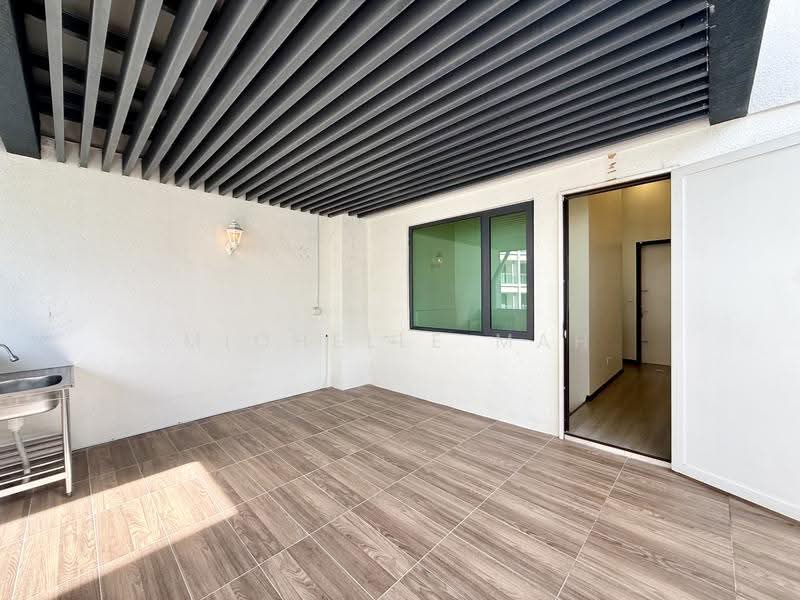Condominium for Sale at Iconic Skies - Michelle Mah - Balcony - PropertyGuru.com.my