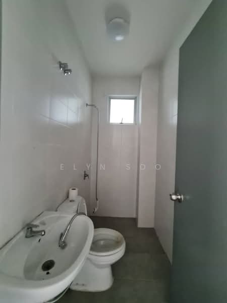 2-storey Terraced House for Sale in Bandar Rimbayu (Telok Panglima Garang) - Elyn Soo - Bathroom - PropertyGuru.com.my