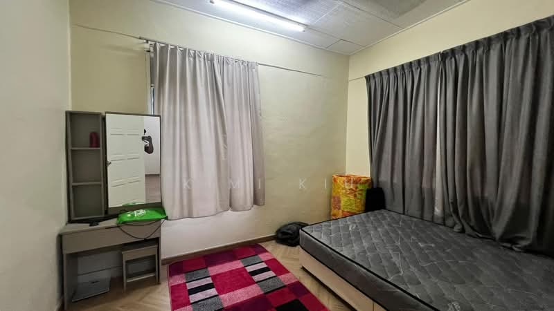 Rumah Teres 1-Tingkat untuk Dijual di Taman Ungku Tun Aminah (Skudai) - Kimi Kiu - Bedroom - PropertyGuru.com.my