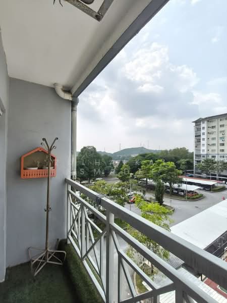 Pangsapuri untuk Disewa di Casa Riana - Zulhaikal Asmadee - Balcony - PropertyGuru.com.my