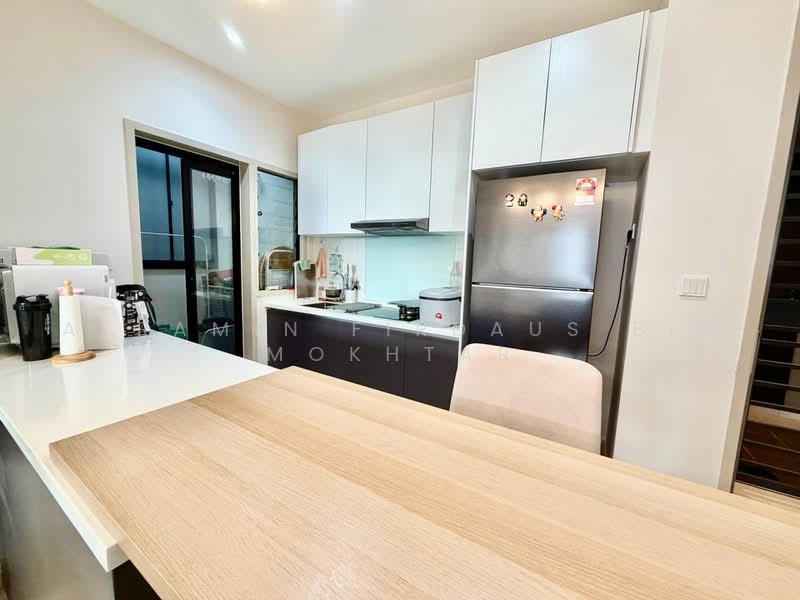 Service Residence for Sale at E'Island Lake Haven - Akramin Firdaus Bin Mokhtar - PropertyGuru.com.my