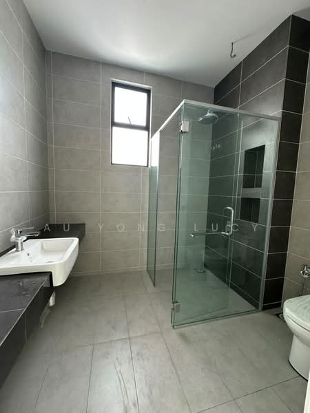 Rumah Berkembar untuk Dijual di Pontian (Johor) - Au Yong Lucy - Bathroom - PropertyGuru.com.my