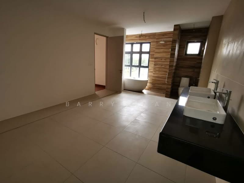 Rumah Berkembar untuk Disewa di Kota Damansara (Selangor) - BARRY CHAN - Bathroom - PropertyGuru.com.my