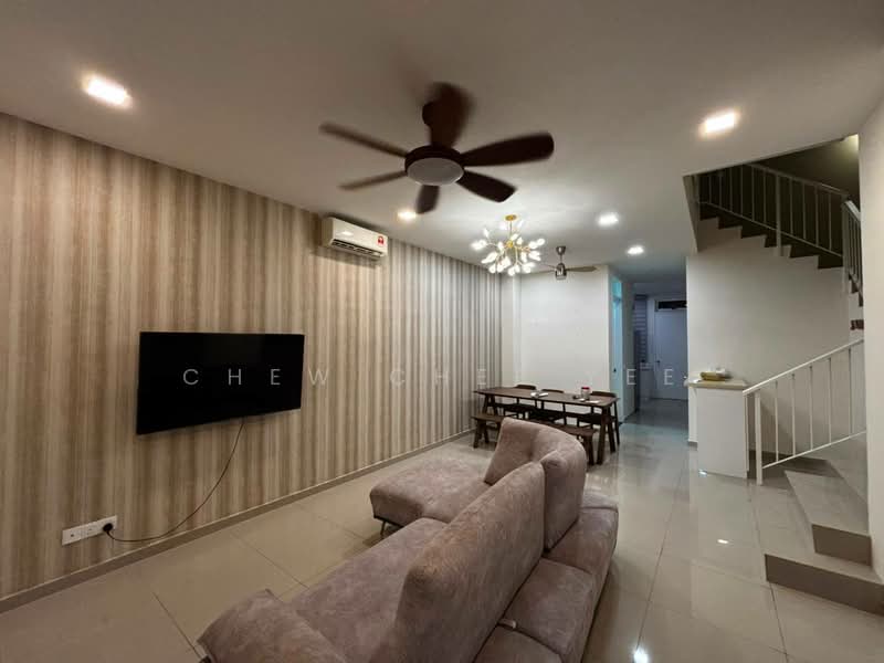 Rumah Teres 2-Tingkat untuk Disewa di Taman Cahaya Kota Puteri (Masai) - Chew Chee Yee - Living Room - PropertyGuru.com.my