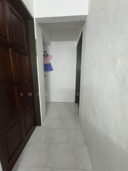2-storey Terraced House for Sale in Taman Skudai Baru (Skudai) - Amanda Voon - Corridor - PropertyGuru.com.my