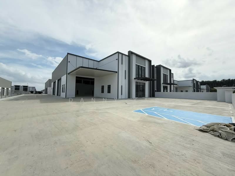 Kilang untuk Disewa di Eco Business Park 1 (Johor Bahru) - Danny Yap - Exterior - PropertyGuru.com.my