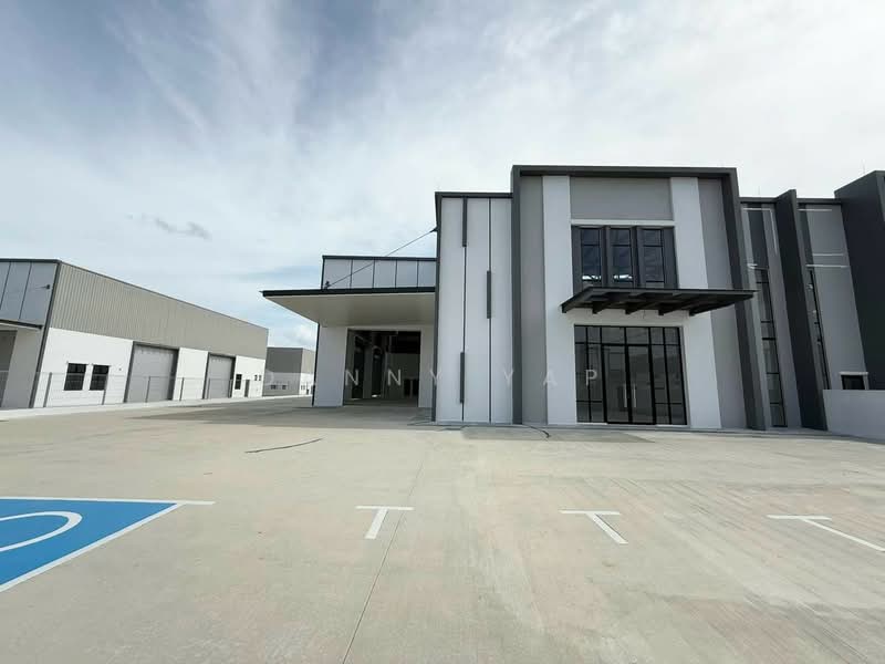 Kilang untuk Disewa di Eco Business Park 1 (Johor Bahru) - Danny Yap - Exterior - PropertyGuru.com.my