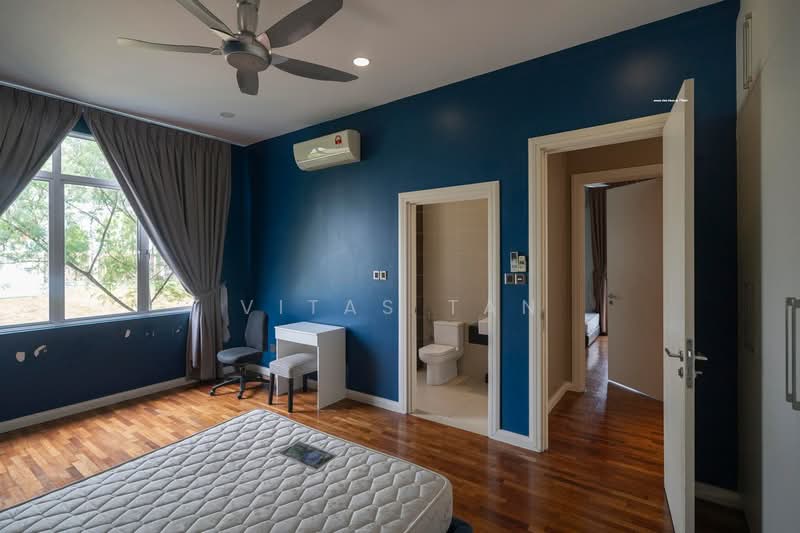 Semi-Detached House for Sale in Setia Eco Park (Setia Alam) - Vitas Tan - Bedroom - PropertyGuru.com.my