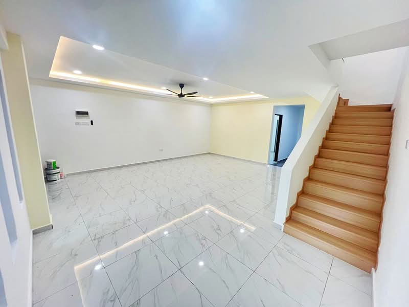2-storey Terraced House for Sale in Taman Sri Skudai (Skudai) - Gordon Chai - Living Room - PropertyGuru.com.my