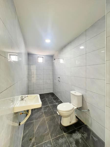2-storey Terraced House for Sale in Taman Sri Skudai (Skudai) - Gordon Chai - Bathroom - PropertyGuru.com.my