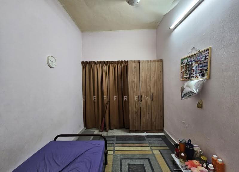 Rumah Teres untuk Dijual di Taman Cheras Indah (Ampang) - Jeffrey Ooi - Bedroom - PropertyGuru.com.my