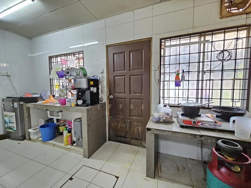 Rumah Teres untuk Dijual di Taman Cheras Indah (Ampang) - Jeffrey Ooi - Kitchen - PropertyGuru.com.my