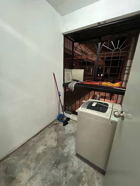 Flat for Rent at Flat PKNS Section 7 - Danny Nabil - PropertyGuru.com.my