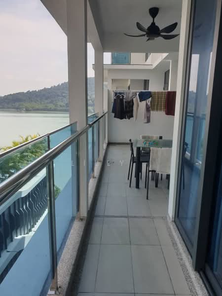 Condominium for Rent at Queens Residences Q1 @ Queens Waterfront - Lilly . - Balcony - PropertyGuru.com.my