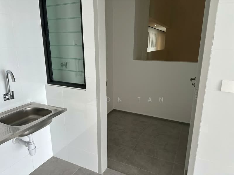 Condominium for Sale at SkyVogue - Wilson Tan - yard - PropertyGuru.com.my