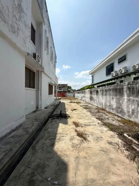Semi-Detached House for Sale in Kampung Pasir Puteh Baru (Ipoh) - Aico Chow - Exterior - PropertyGuru.com.my