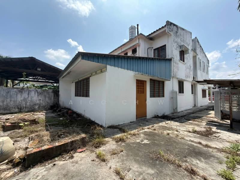 Semi-Detached House for Sale in Kampung Pasir Puteh Baru (Ipoh) - Aico Chow - Exterior - PropertyGuru.com.my