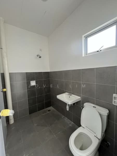 Rumah Teres untuk Dijual di Pasir Gudang (Johor) - Jovel Lim - Bathroom - PropertyGuru.com.my