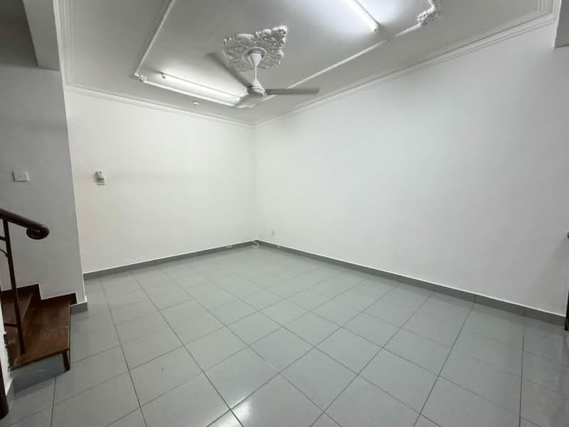 2-storey Terraced House for Sale in Taman Rinting (Masai) - Sausa Lee - Interior - PropertyGuru.com.my