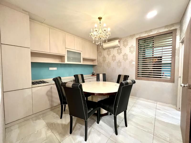 Rumah Kluster untuk Dijual di Austin Heights (Tebrau) - Andrew Teo - Dining Room - PropertyGuru.com.my