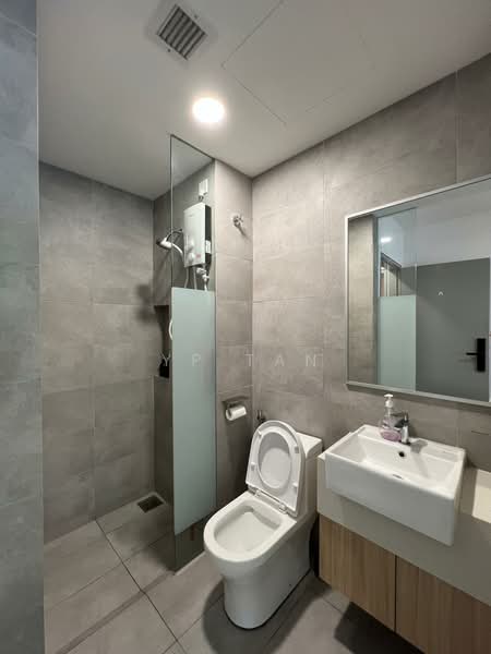 Kediaman Servis untuk Disewa di Riveria City - YP Tan - Bathroom - PropertyGuru.com.my