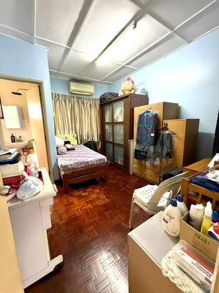 Rumah Teres untuk Dijual di Taman Mayang (Petaling Jaya) - Jasmine Yap - Bedroom - PropertyGuru.com.my