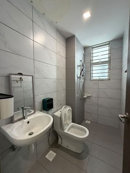 Kediaman Servis untuk Disewa di SKS Habitat - Emily Hau - Bathroom - PropertyGuru.com.my