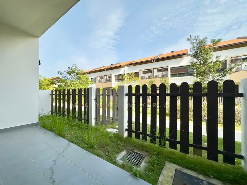 Rumah Teres 2-Tingkat untuk Dijual di Sepang (Selangor) - Maya Myra - Exterior - PropertyGuru.com.my