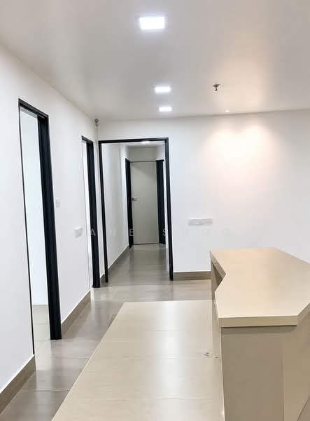 Shop / Office for Rent in Puchong (Selangor) - Jane Shoo - Corridor - PropertyGuru.com.my