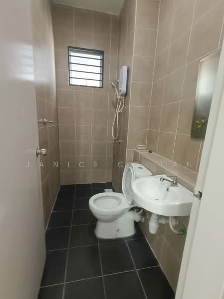 Pangsapuri untuk Disewa di Opal - Janice CC Tan - Bathroom - PropertyGuru.com.my