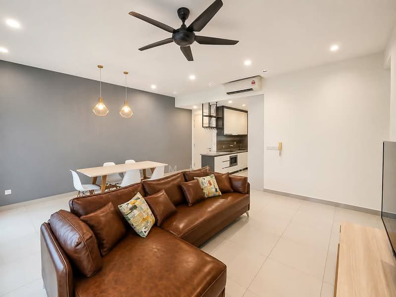 Kondominium untuk Dijual di Lakeville Residence - N. Melisa - Living Room - PropertyGuru.com.my