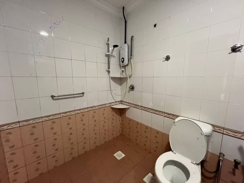 Kondominium untuk Disewa di Corinthian Condominium - Jaden Yap - Bathroom - PropertyGuru.com.my