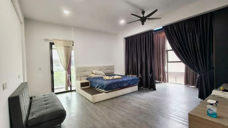 Rumah Berkembar untuk Dijual di Johor Bahru (Johor) - APRILIA CHAYADI - PropertyGuru.com.my