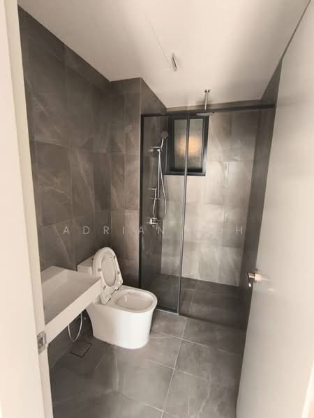 Service Residence for Sale at Alira @ Metropark Subang - Adrian Goh - Bathroom - PropertyGuru.com.my