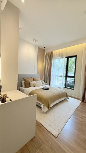 Condominium for Sale at Aurum Residence - Payee Lim - Bedroom - PropertyGuru.com.my