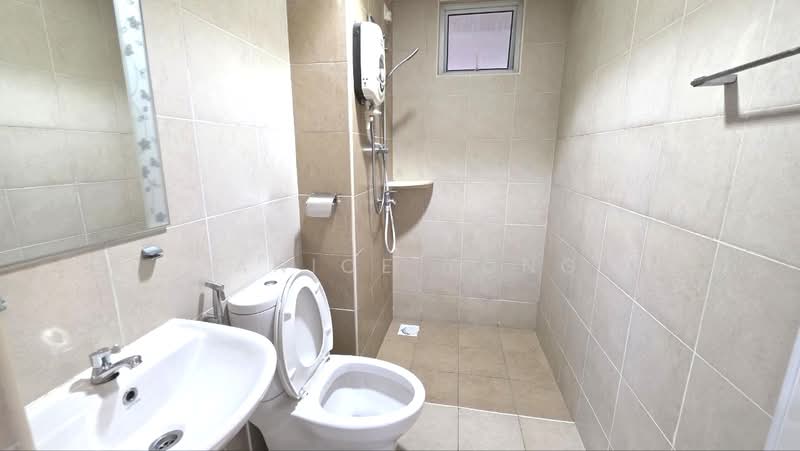 Service Residence for Sale at Pangsapuri Tanah Emas (Golden Sands) - Janice Yong - Bathroom - PropertyGuru.com.my
