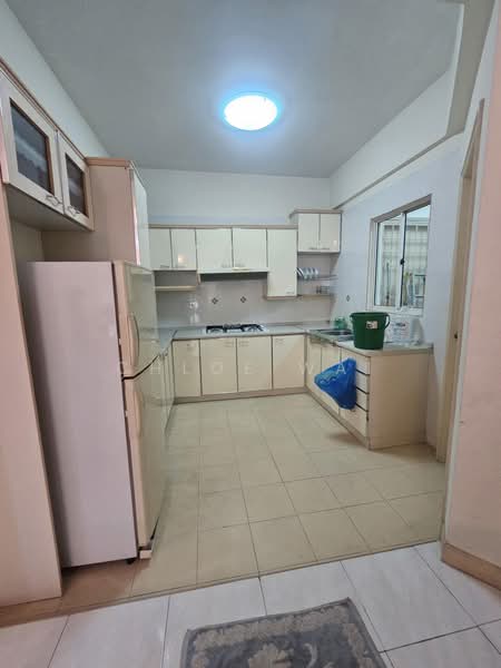 Kondominium untuk Dijual di Gold Coast Resort Condominium - Chloe Wai - PropertyGuru.com.my