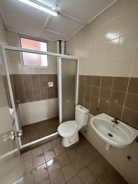 Apartment for Sale at Goodview Heights - Ngiuo Vai Yan - Bathroom - PropertyGuru.com.my