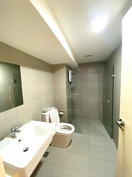 Kediaman Servis untuk Dijual di EkoCheras Service Residences - Kew . - Bathroom - PropertyGuru.com.my